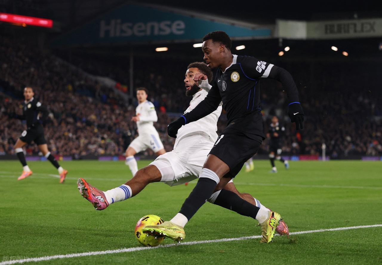 英超都是掉链子大王日本球员破门切尔西半场落后保级弱旅2球