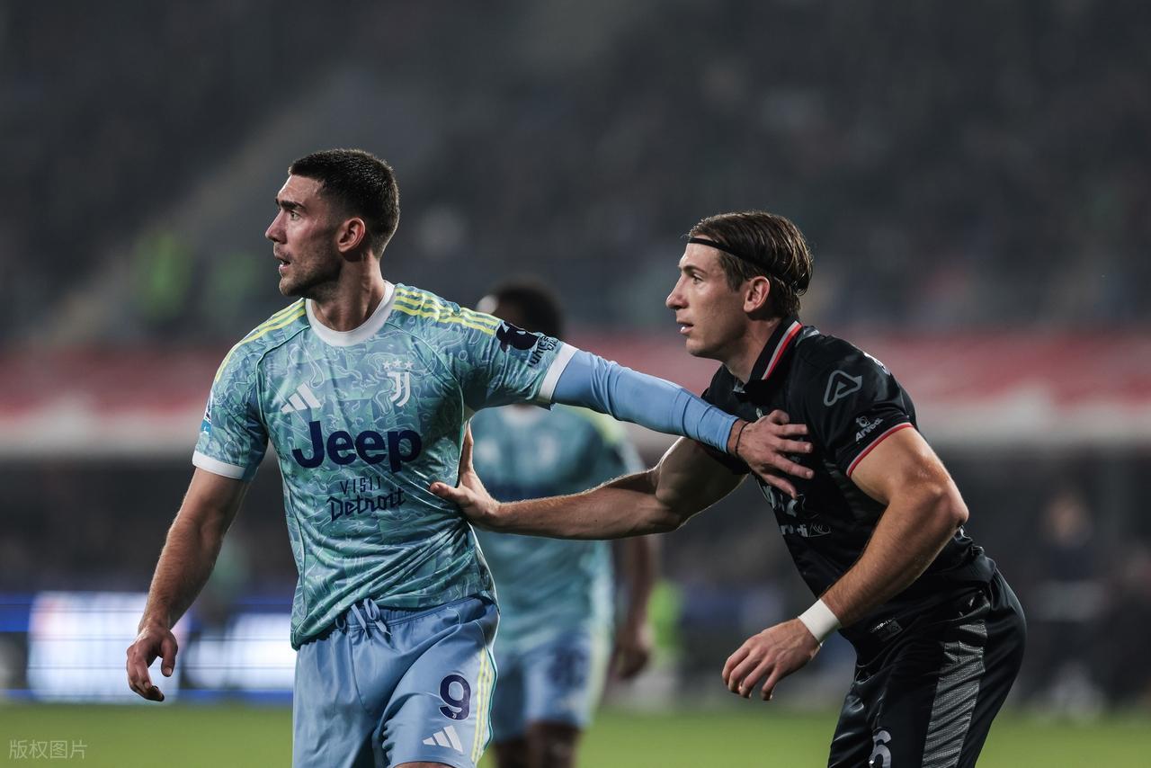 戴维离队倒计时，科斯蒂奇重生，欧冠急