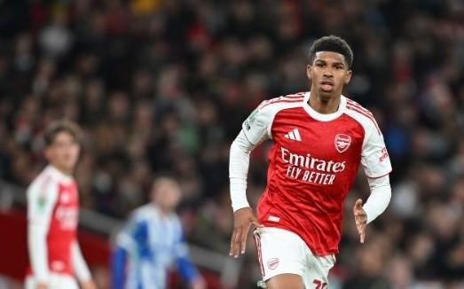 完成一线队首秀，阿森纳小将安诺斯：这