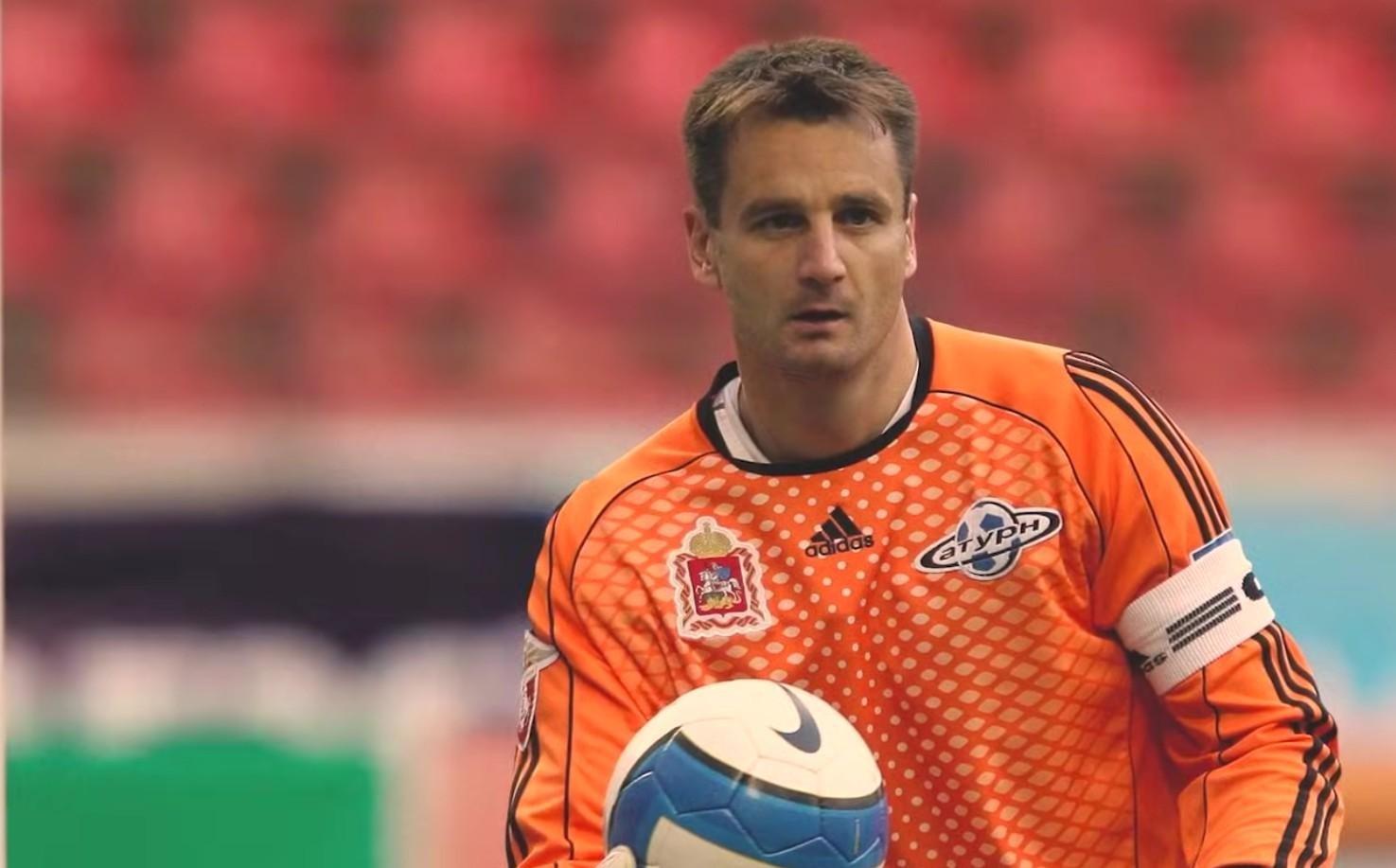 金斯基：我刚踢职业时就告诉自己，机会