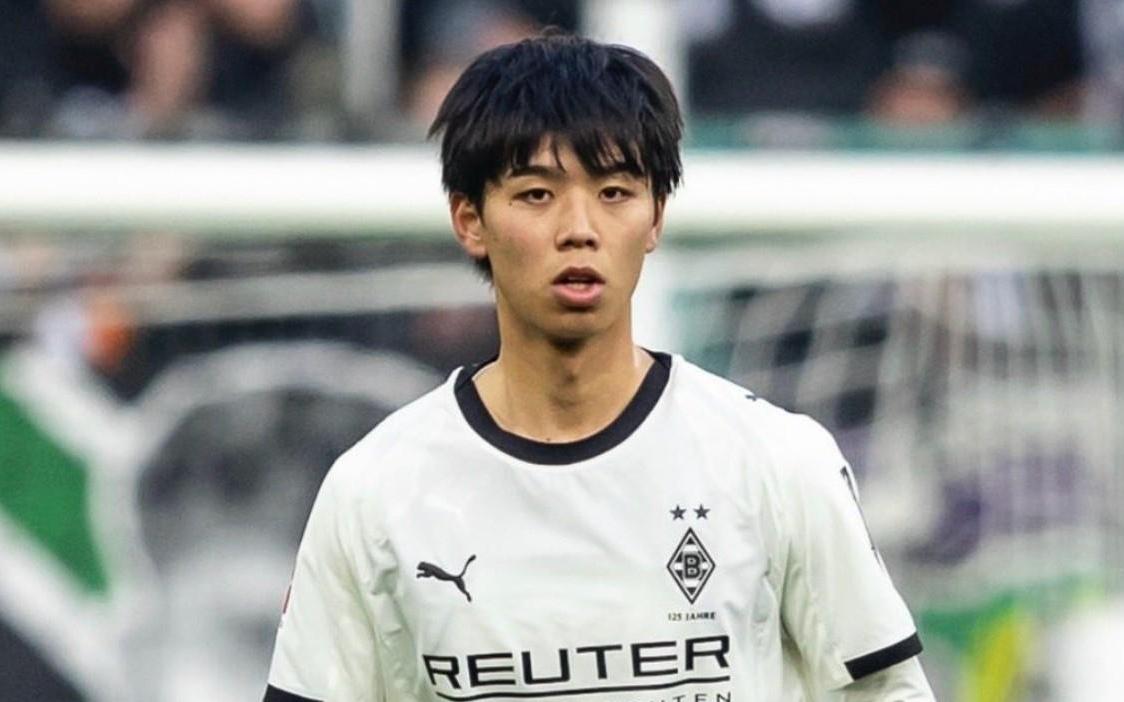 记者：门兴拥有高井幸大的买断条款，同时还在考虑延长租期