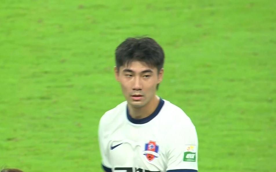 中超最新积分榜：前4球队破50分，上港反超蓉城登顶，申花落后3分