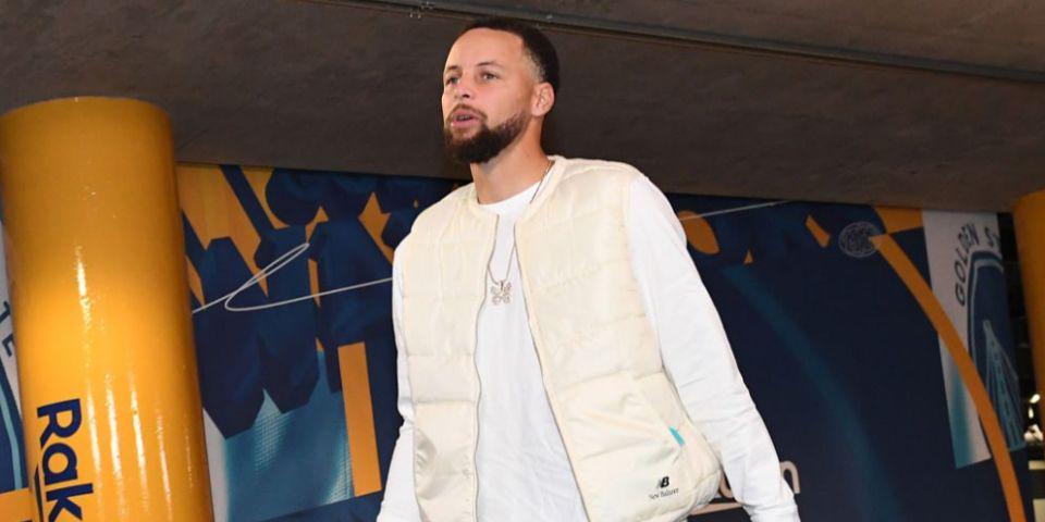 库里有望本周六复出战森林狼!勇士官方更新伤情:周四可参加训练