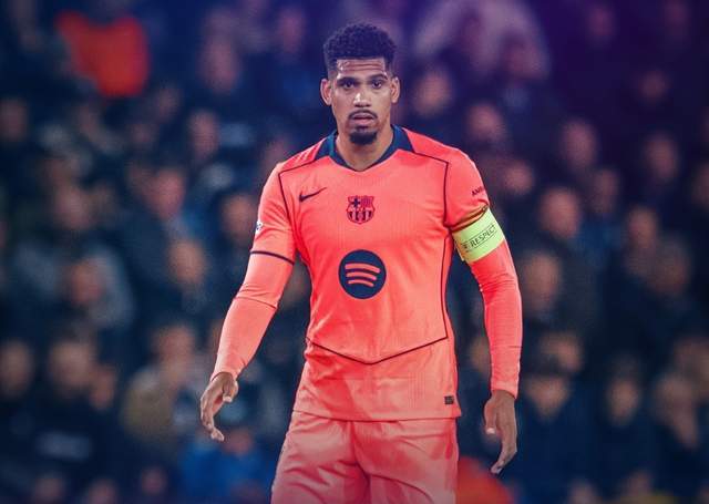 欧冠4场丢7球！亨利尖锐批评巴萨：防守太烂这么踢别想夺冠