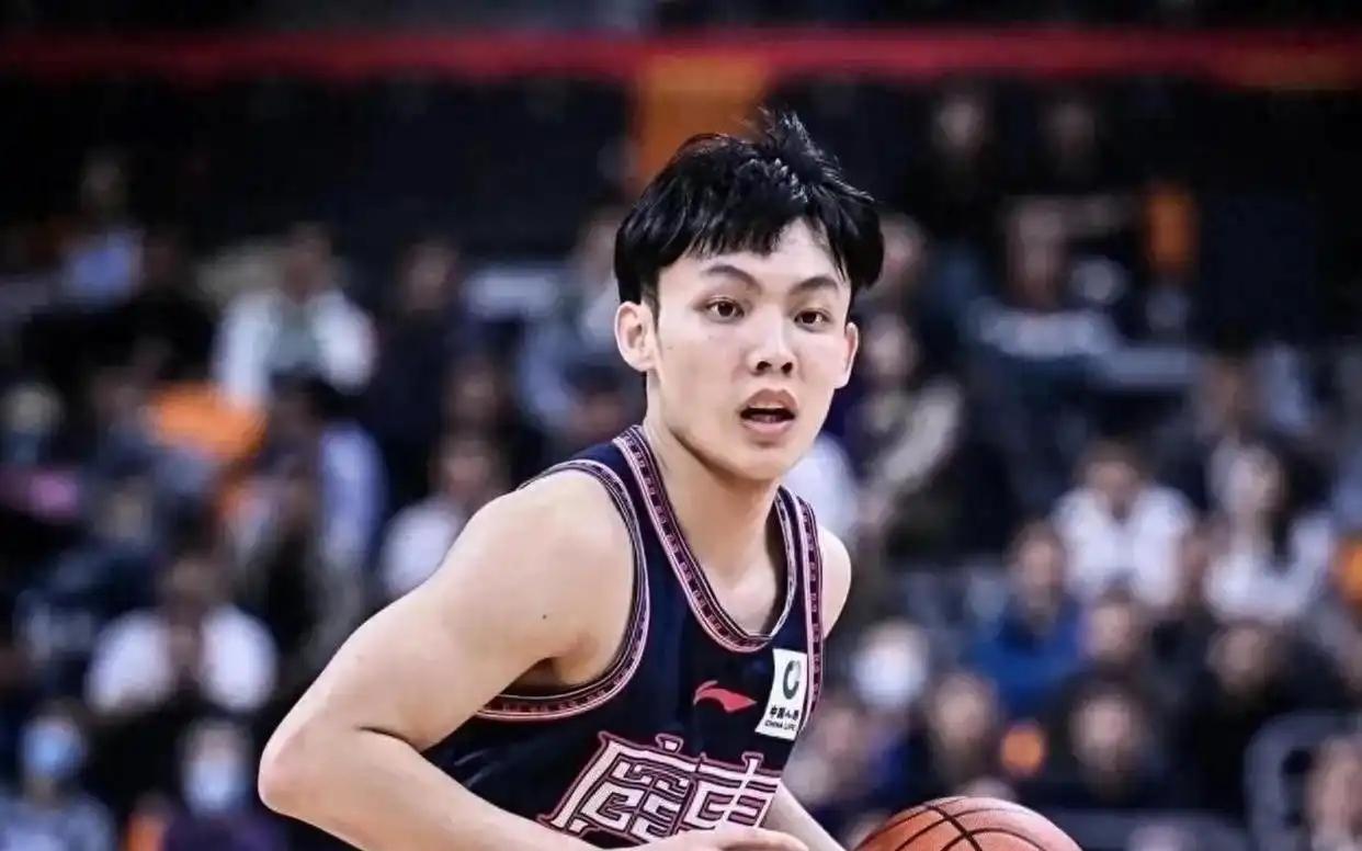 官宣！萨姆纳今晚不打，徐杰“惠州小外