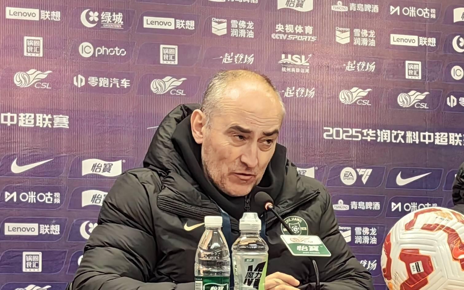 足球报：浙江队未来要争取中超冠军，卡内达是否留任还没定