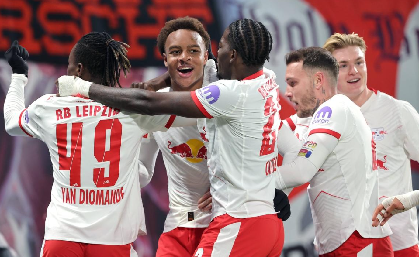 德甲劲旅5场4胜，狂揽25分，升到第2，紧