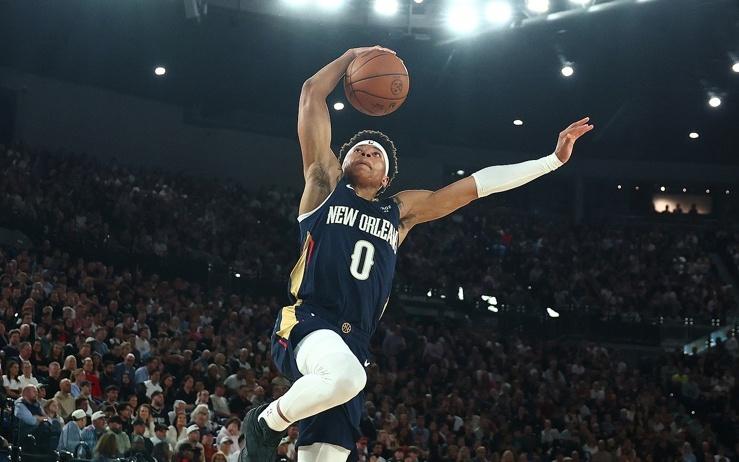 费尔斯成本世纪砍20+最年轻的后卫，