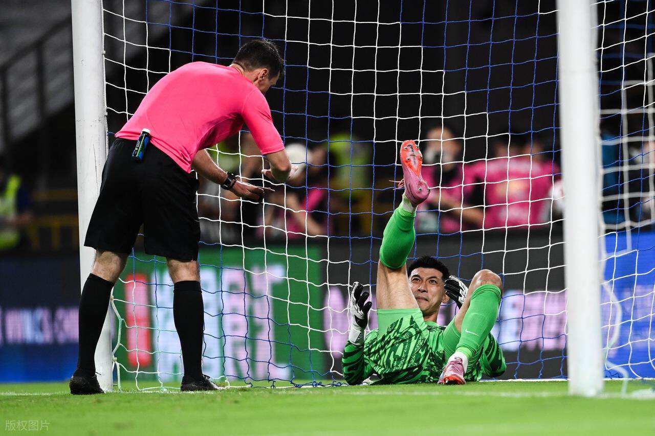 职业联赛颁奖礼时隔6年恢复！两大悬