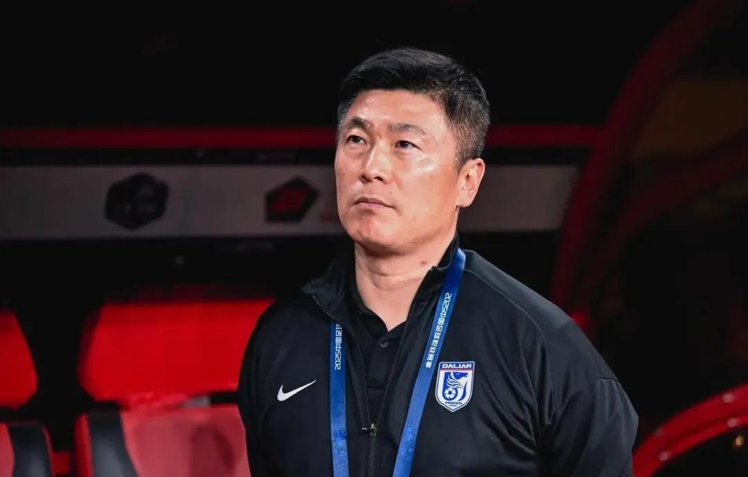 中超前瞻！大连英博全力以赴，上海海港