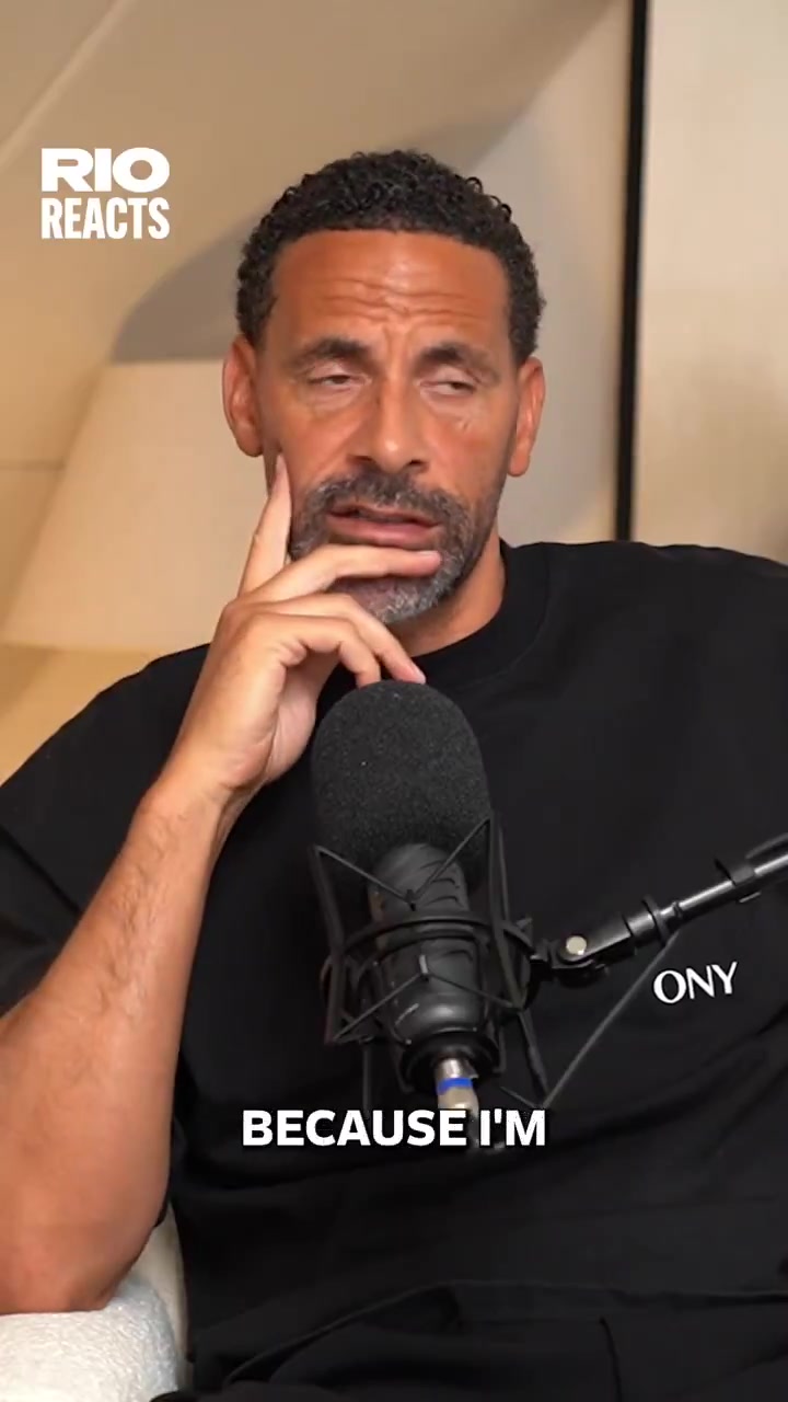 费迪南德谈B费拒绝天价合同：要是我肯定会接受，布鲁诺真男人！