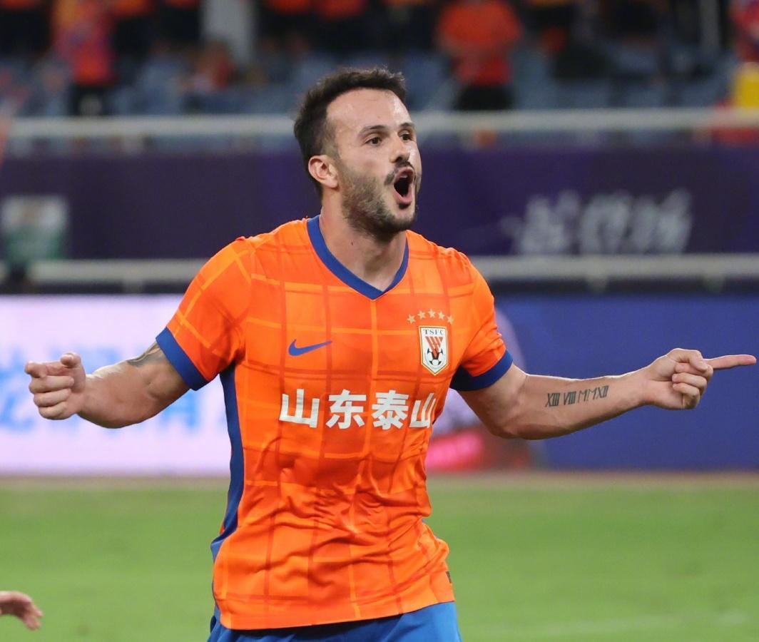 狮子大开口瓦科续约谈判遇阻，泰山队或将连续错失射手王