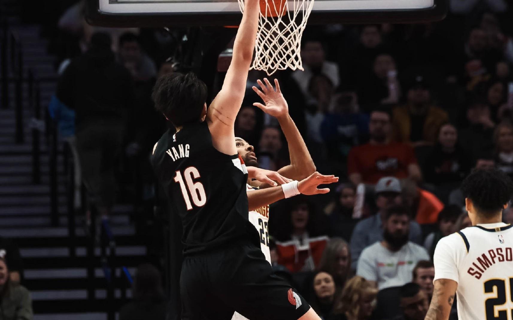 状态一般，杨瀚森投篮4中1罚球6中2得到4分1篮板1盖帽