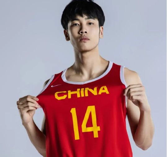 暂不打CBA！国青核心张博源获NCAA一