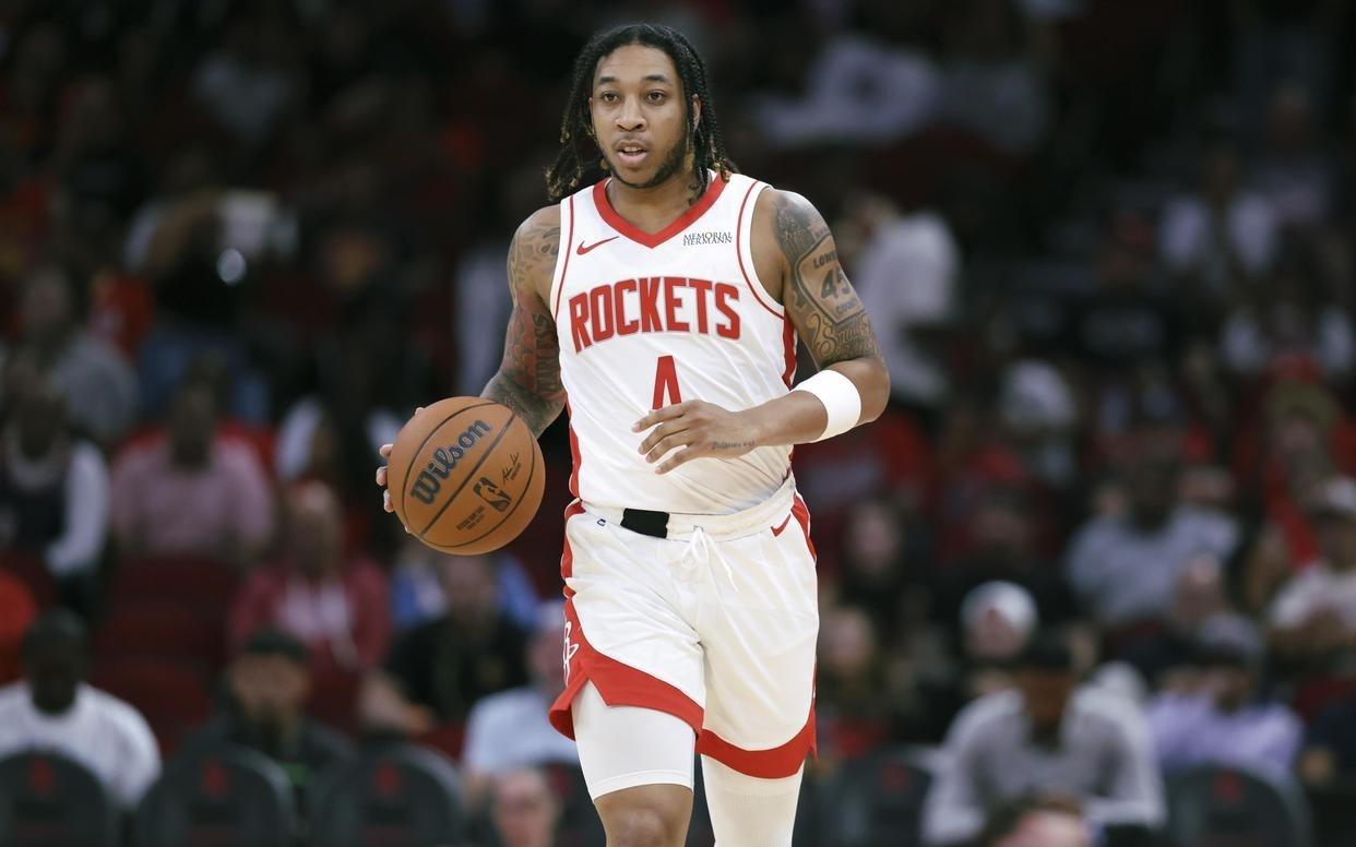 攻防一体+能传能控！火箭双向控卫留队稳了斯通转正+签新人2选1