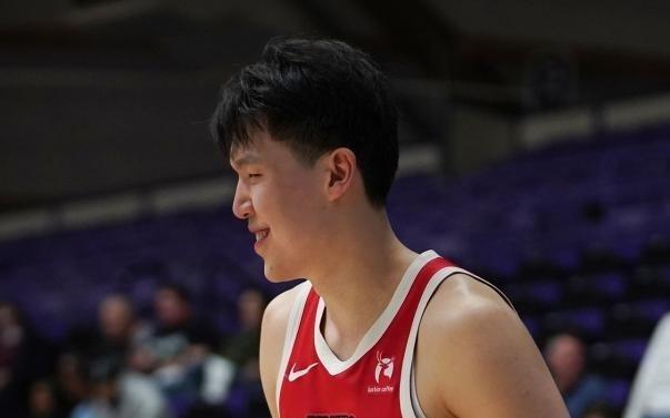 两战轰36+18+11！杨瀚森练级大秀妙传终迎转机