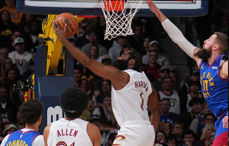 骑士近10战9胜！哈登两战场均22.5分7.5助赛后：一群很棒的队友