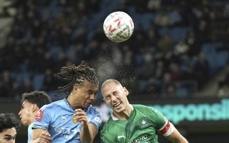 记者：阿克想多获得机会以参加明夏世