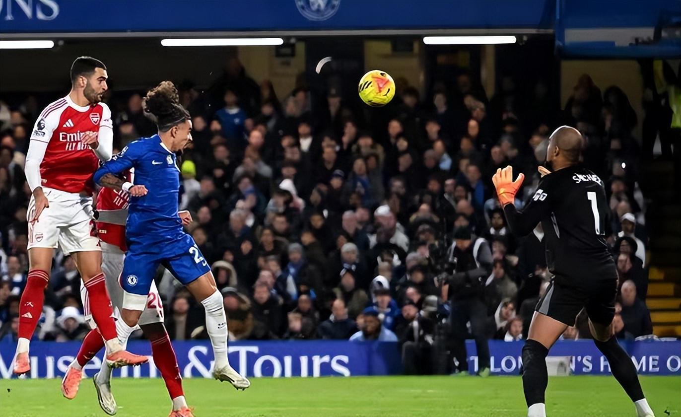 随着红魔21水晶宫，蓝军11枪手，英超第13轮最新积分榜如下！