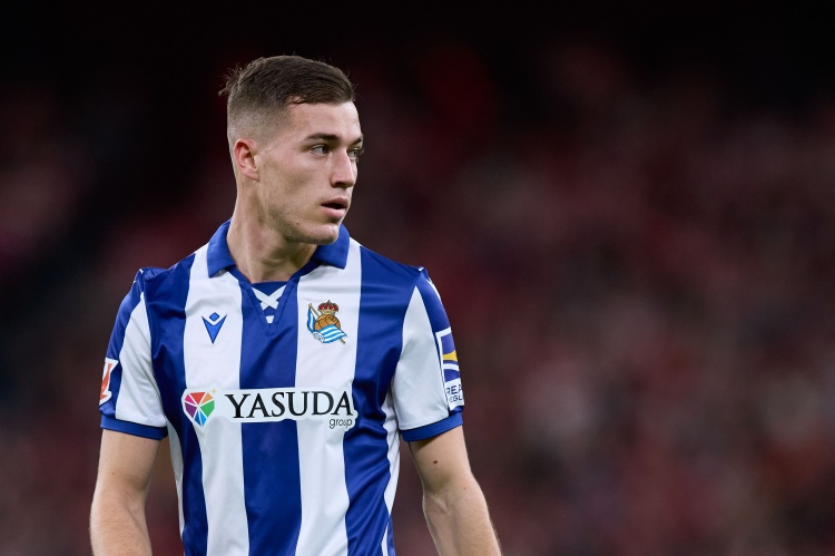 皇社中场苏西奇：为莫德里奇离开西甲悲伤，我的梦想是为皇马效力