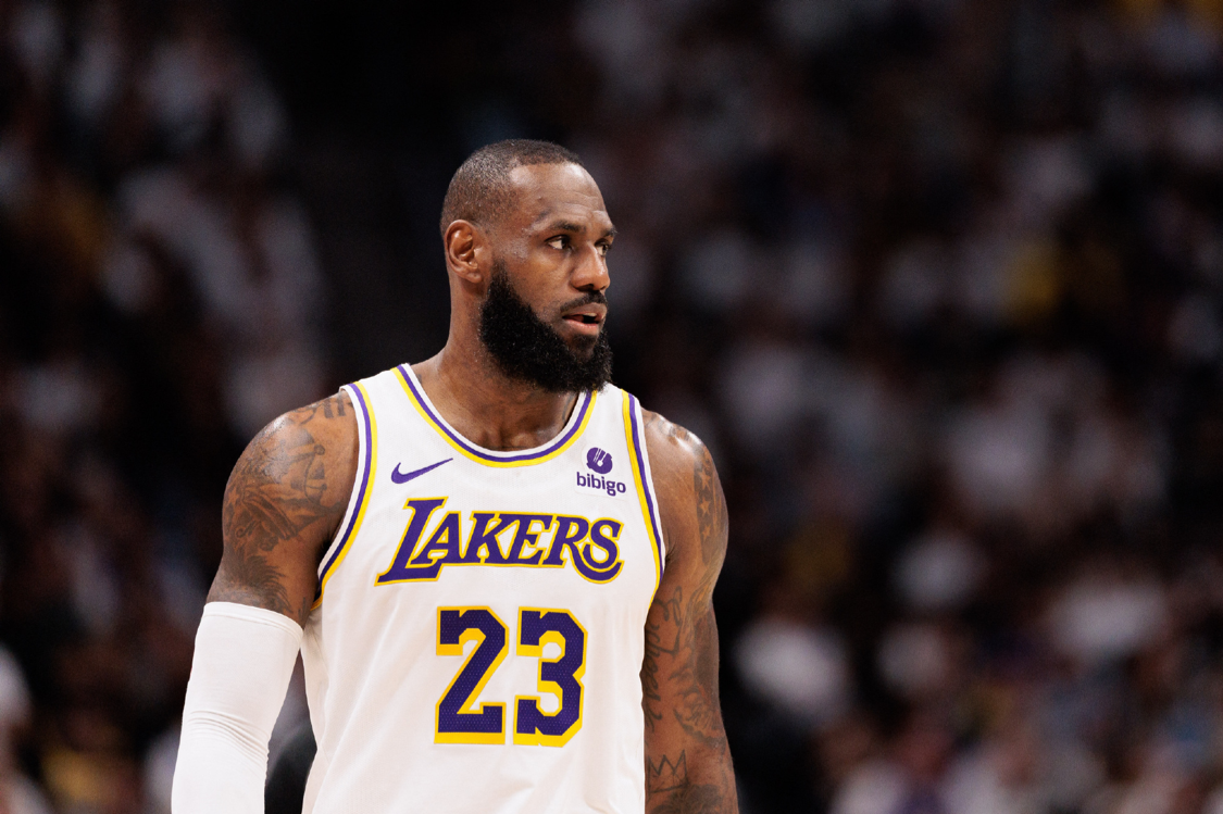 詹姆斯是万能模板！全明星也会学詹姆斯打球！