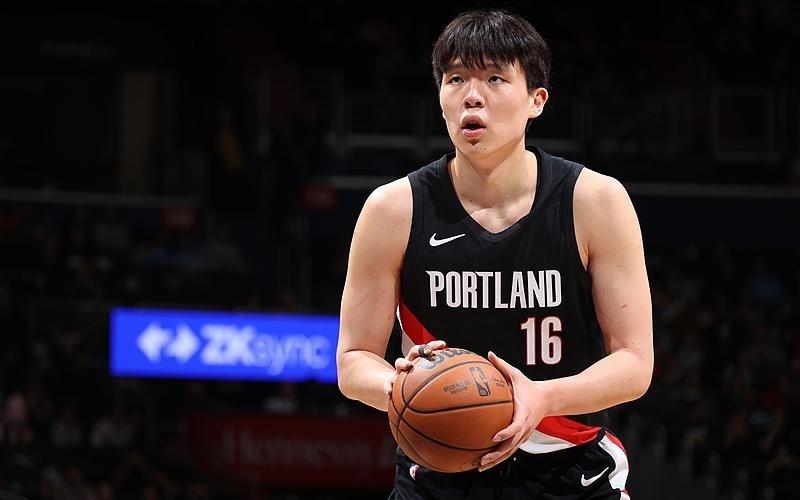 斯普利特：杨瀚森很年轻，还有很多地方需要提升