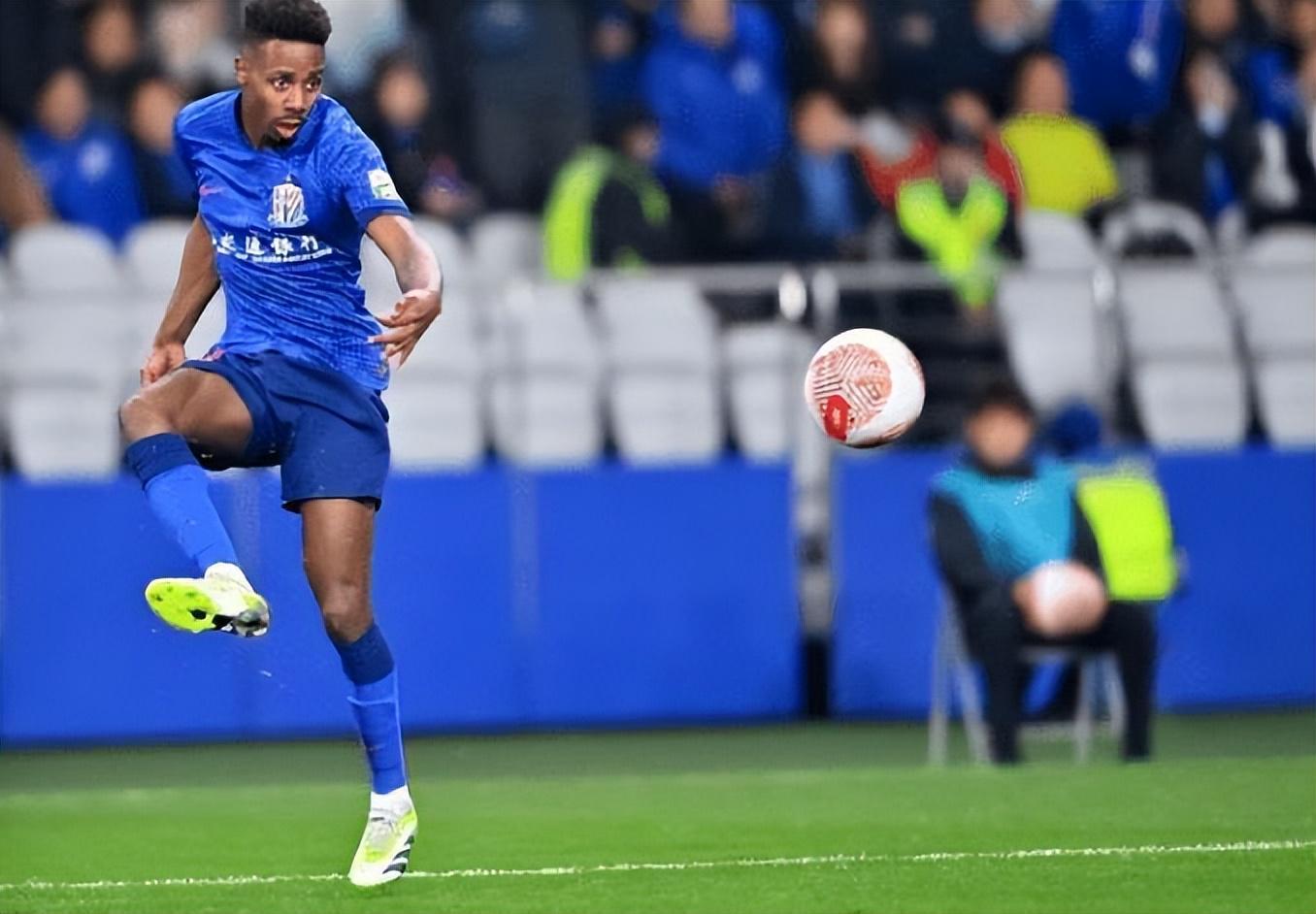 辽宁铁人外援补强杀出新黑马，马纳法