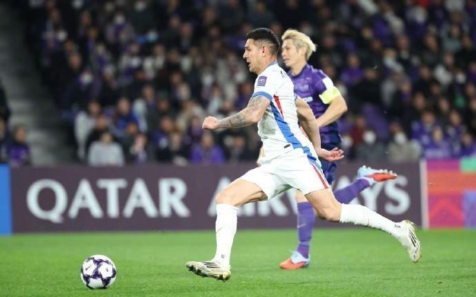 亚冠：申花不敌日本球队结束2025年，中