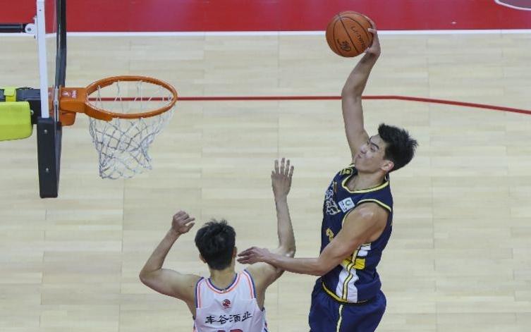 CBA新赛季将至，广东男篮重返争冠行