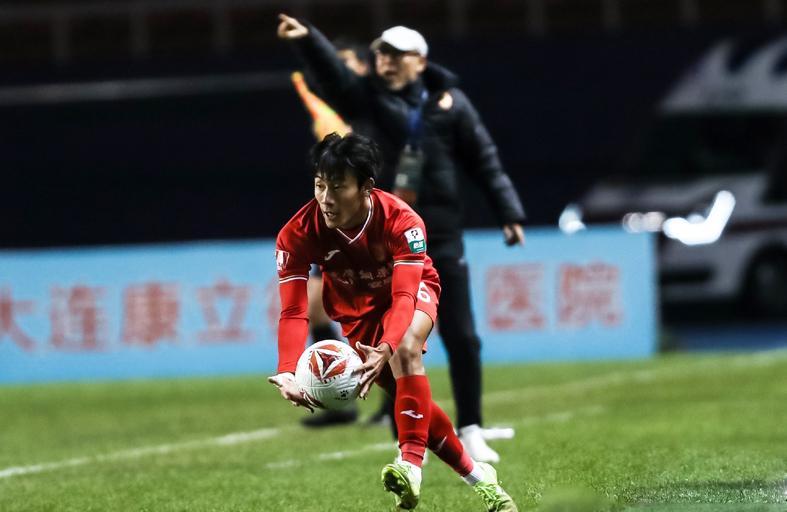 拉10打好谢幕战继续混中超！国安回购