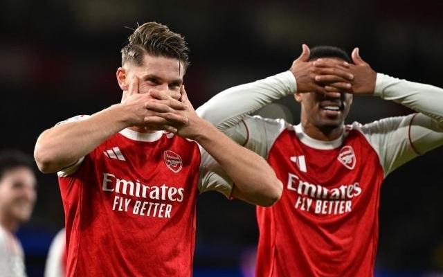 【欧冠】定位球双响，哲凯赖什梅开，阿森纳4比0马竞