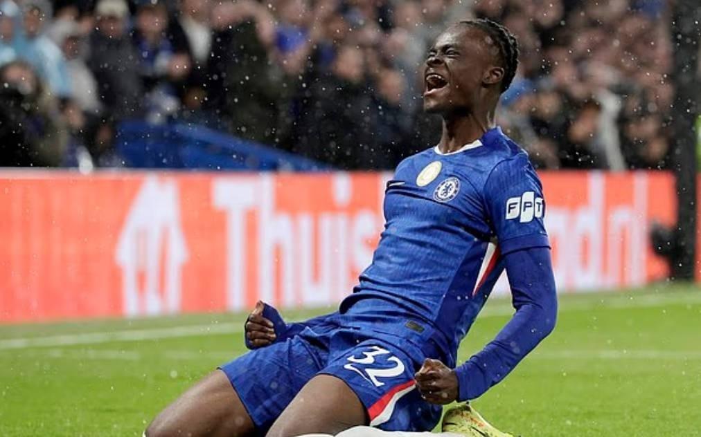 邮报：冬窗开始前已有不少球队关注切尔西小将泰里克乔治