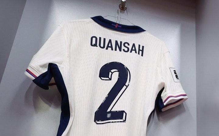 首发出战阿尔巴尼亚，22岁夸安萨英格