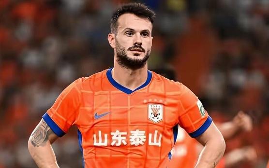 三年7400万，瓦科狮子大开口让泰山队