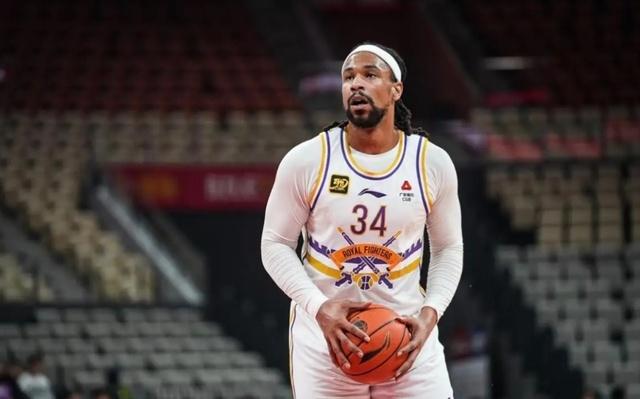 广东宏远VS山西男篮！萨林杰首秀，崔永