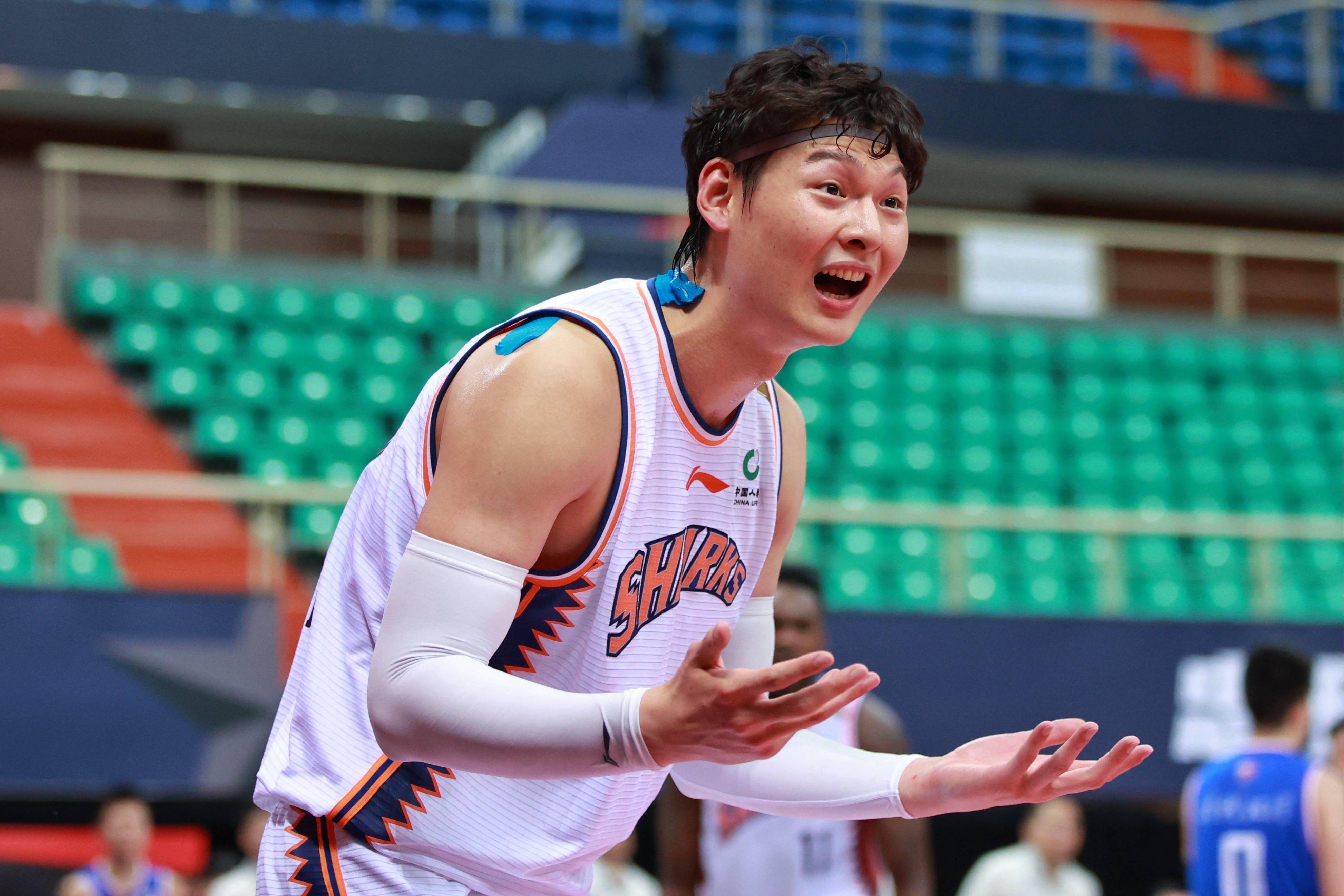 王哲林曝没去NBA原因，有三大遗憾，坦