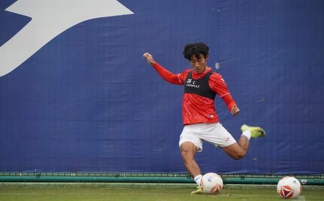 重庆冲超国安获益，李明卖2新星留一