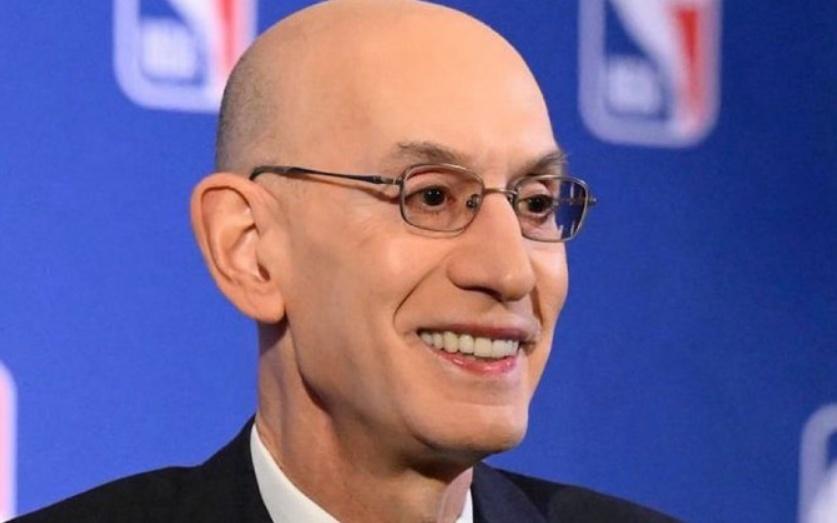 美记：除非萧华在电视上回应非法投资