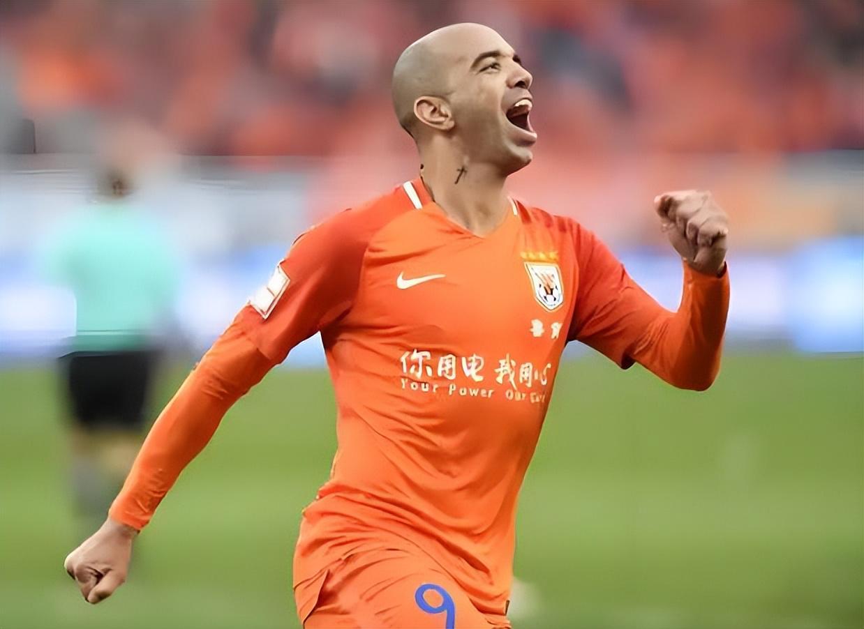 他是唯一有可能成中超弗格森的教练