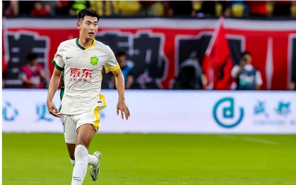 北京国安国脚级前锋大概率离队，新东家已浮出水面，堪称双赢之选