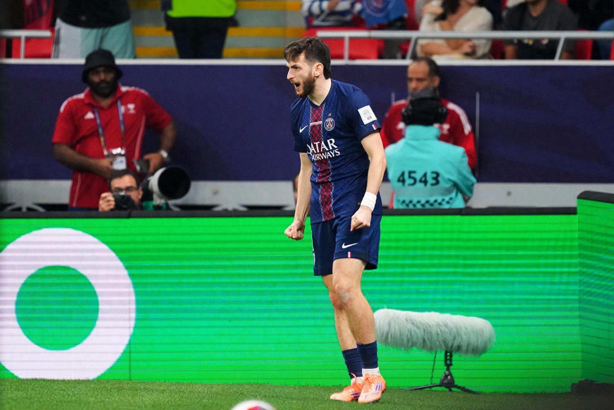 32！登贝莱失点，门将一战封神，大巴黎加