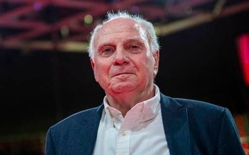 赫内斯：维尔茨现在非常可怜，萨拉赫那些球星就想自己带球玩