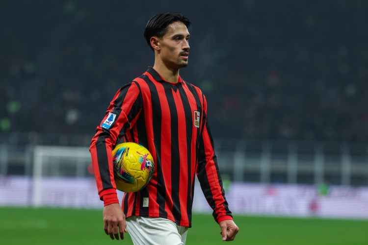 隆戈：曼城5500万欧+500万奖金报价赖因德斯，米兰认为价格太低