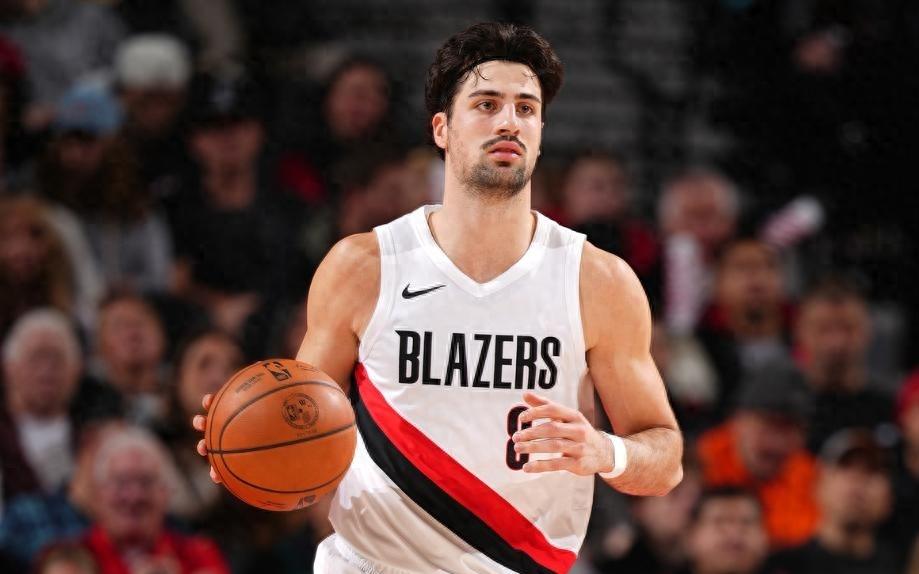 开拓者vs灰熊前瞻：灰熊交易后内线空虚，开拓者力争终结连败