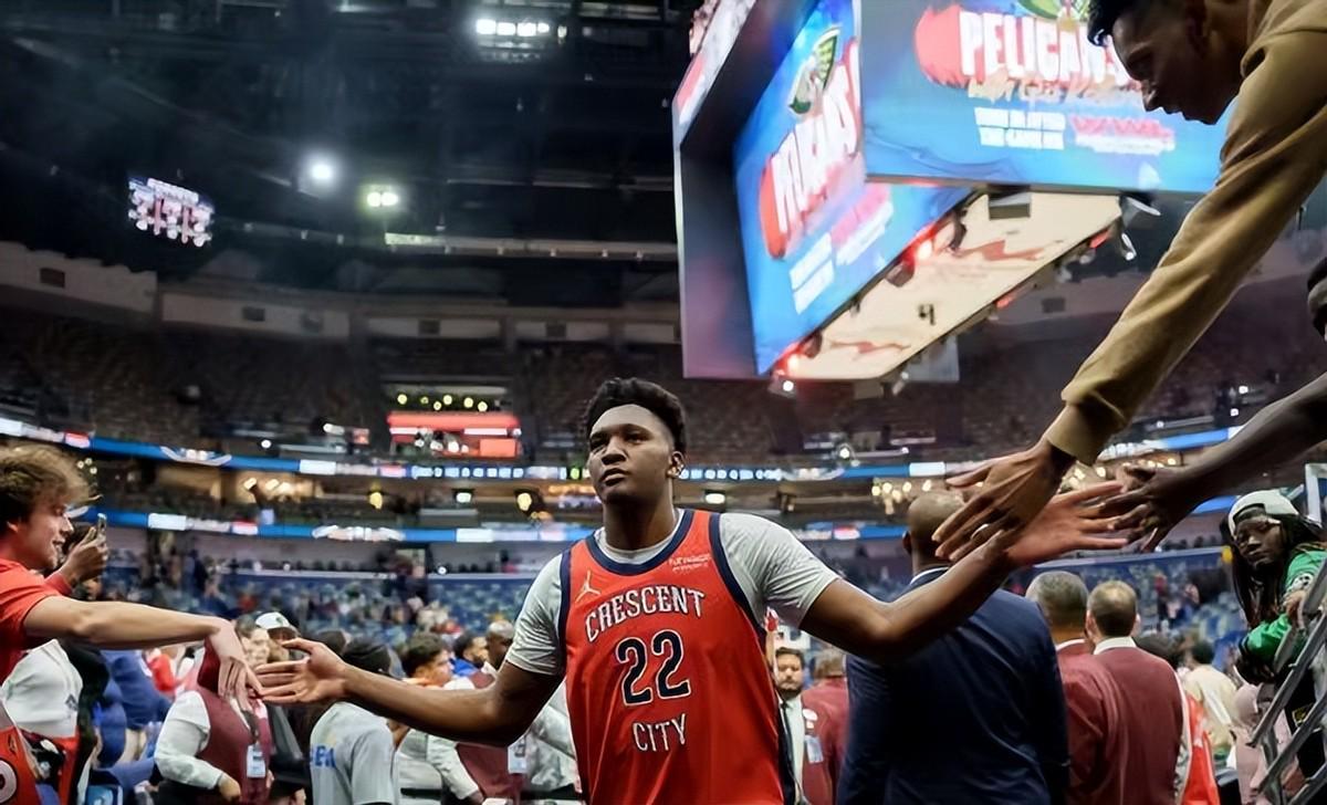 拒绝25分逆转,拒绝爆冷!马刺3分险胜西部倒数第1,文班也传喜讯