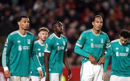 卡拉格：利物浦四连败，考虑到他们夏天的支出球队已陷入危机