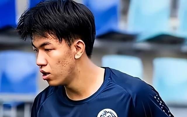 21岁“中国孔卡”正在前意甲冠军队试训：3年前就踢上中超！