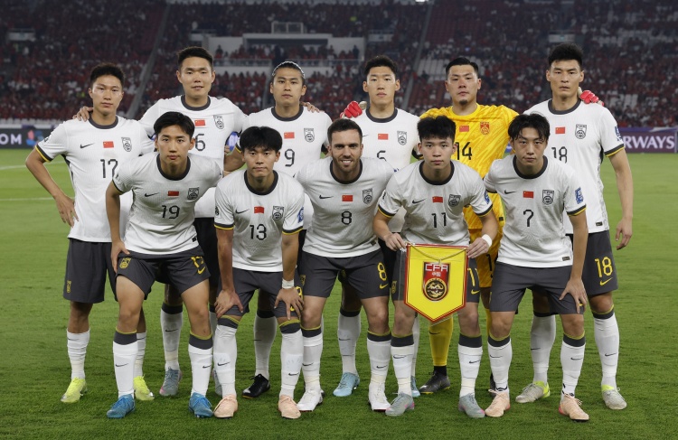 進(jìn)個(gè)球都難！國足上個(gè)世預(yù)賽進(jìn)球還是13日本，此后312分鐘不進(jìn)球