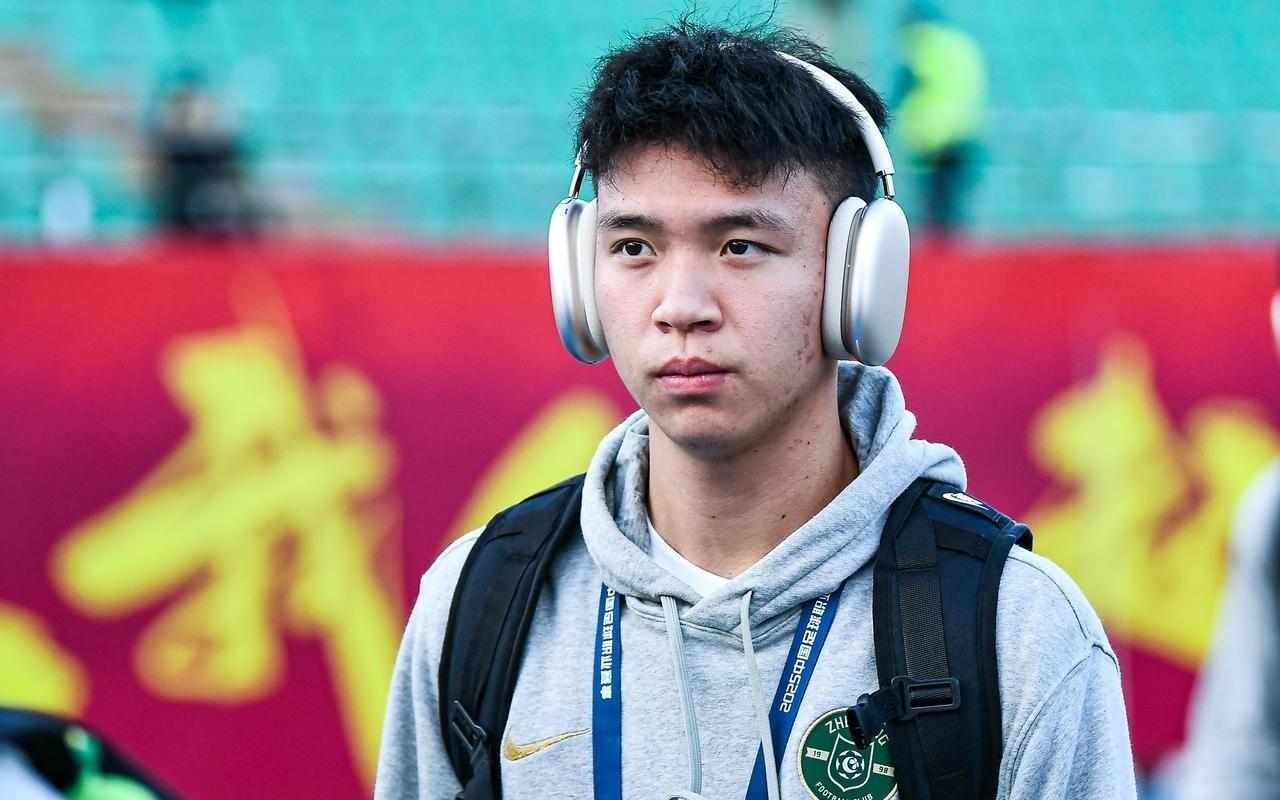 王钰栋留洋球队浮现！态度为何大转弯德国联赛劲旅率先抛出媚眼