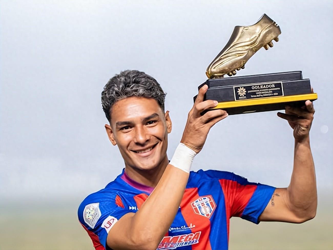 中超欧洲多队争抢哥伦比亚边锋球员